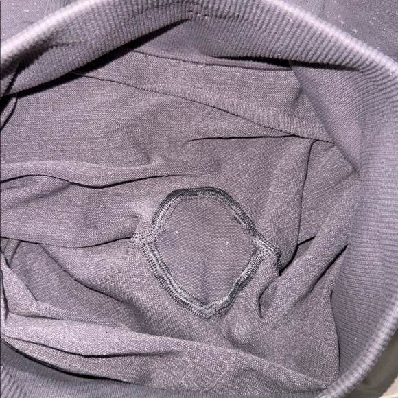 Lululemon seamless tight size 4 - Picture 7 of 7